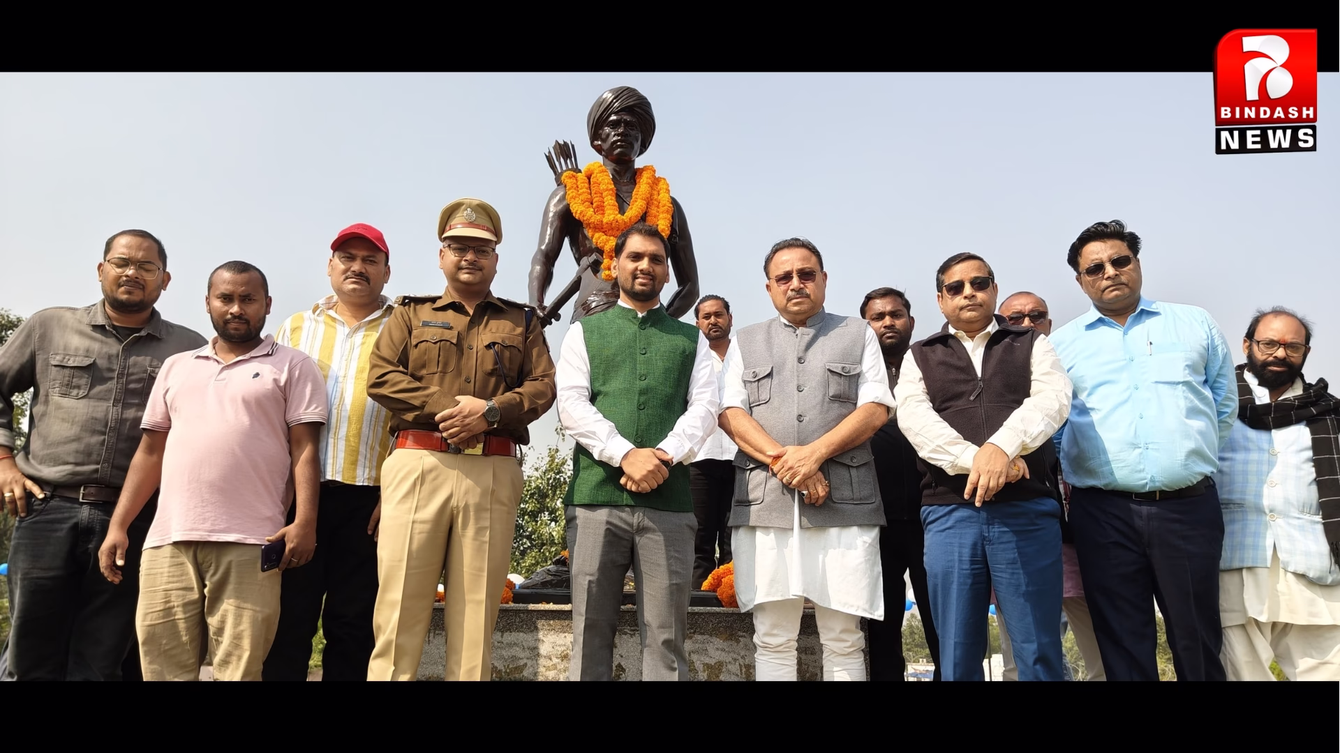 जिले में मनाया गया भगवान बिरसा मुंडा जयंती व राज्य स्थापना दिवस